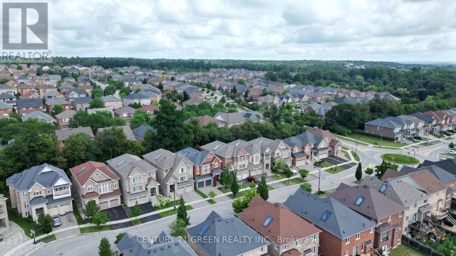61 Magdalan Crescent, Richmond Hill, ON