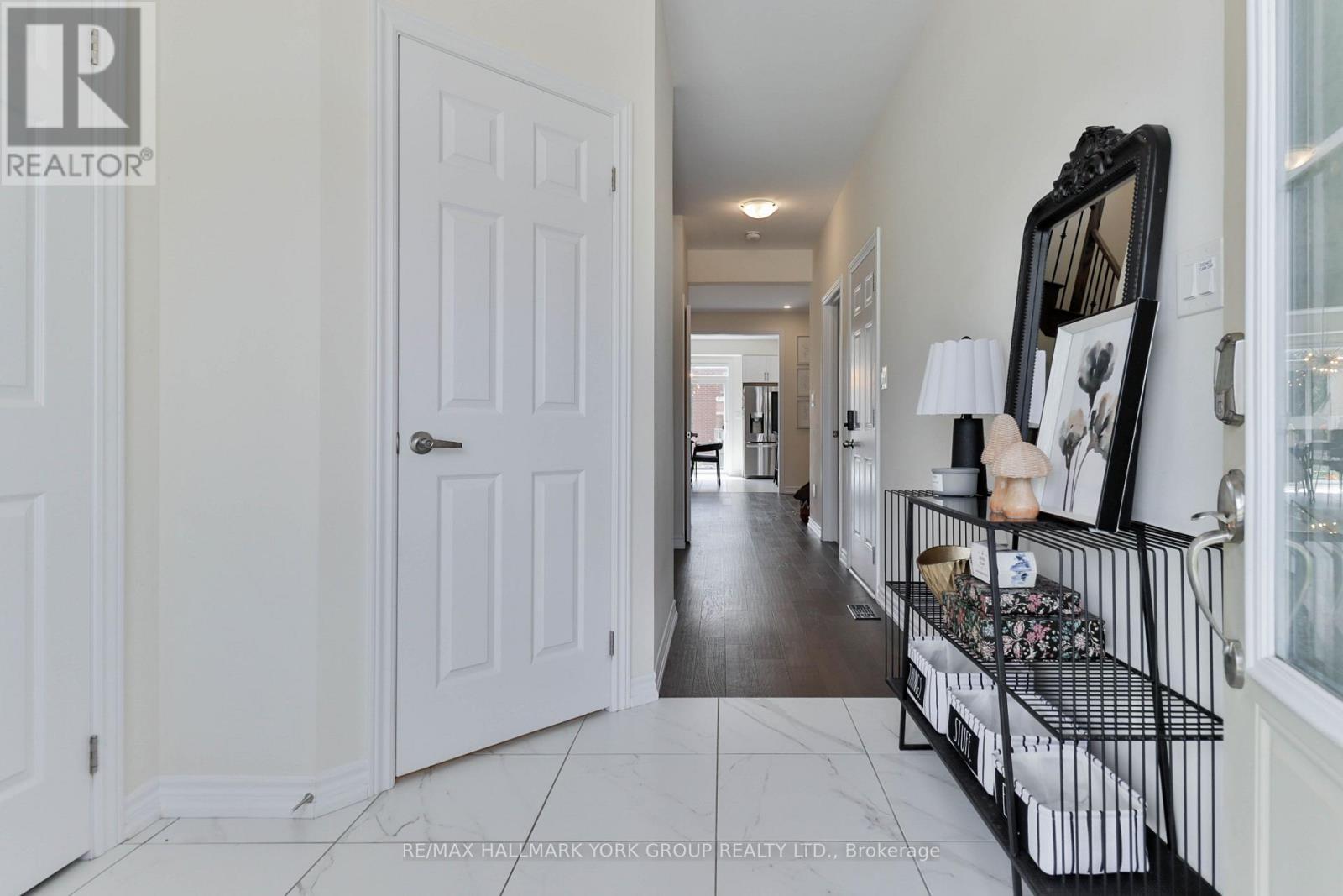 434 Ritas Avenue, Newmarket, ON - Indoor Photo Showing Other Room