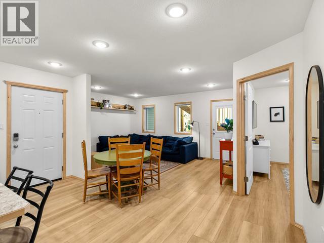 105-250 Olive May Way, Whitehorse, YT - Indoor Photo Showing Dining Room