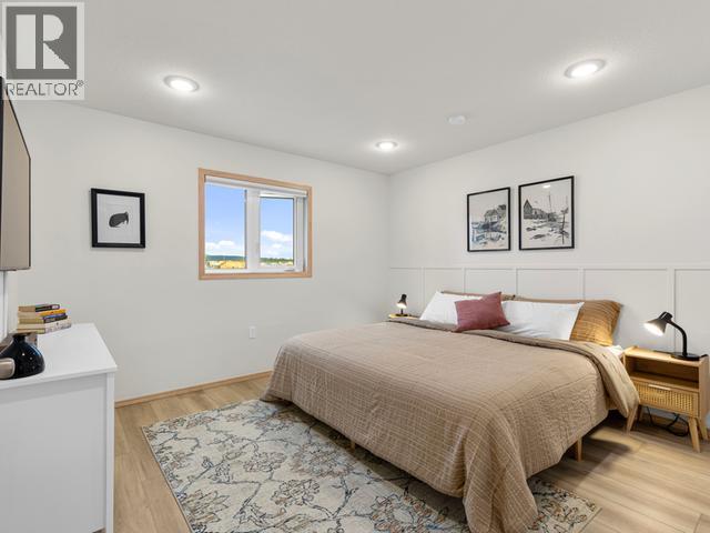105-250 Olive May Way, Whitehorse, YT - Indoor Photo Showing Bedroom