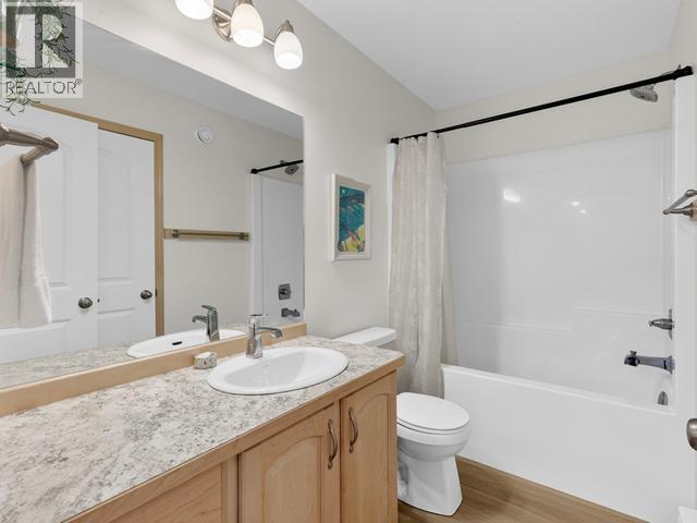 105-250 Olive May Way, Whitehorse, YT - Indoor Photo Showing Bathroom