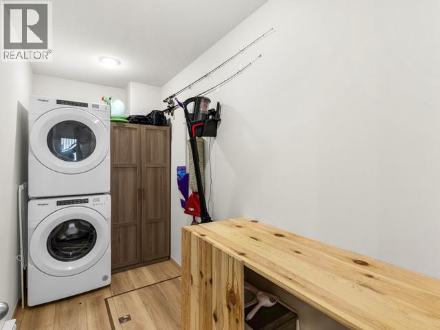 105-250 Olive May Way, Whitehorse, YT - Indoor Photo Showing Laundry Room