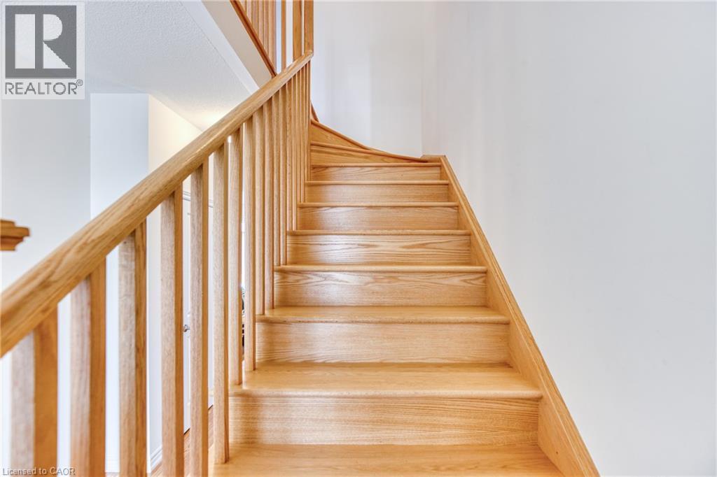 12 Hylton Drive, Barrie, ON - Indoor Photo Showing Other Room