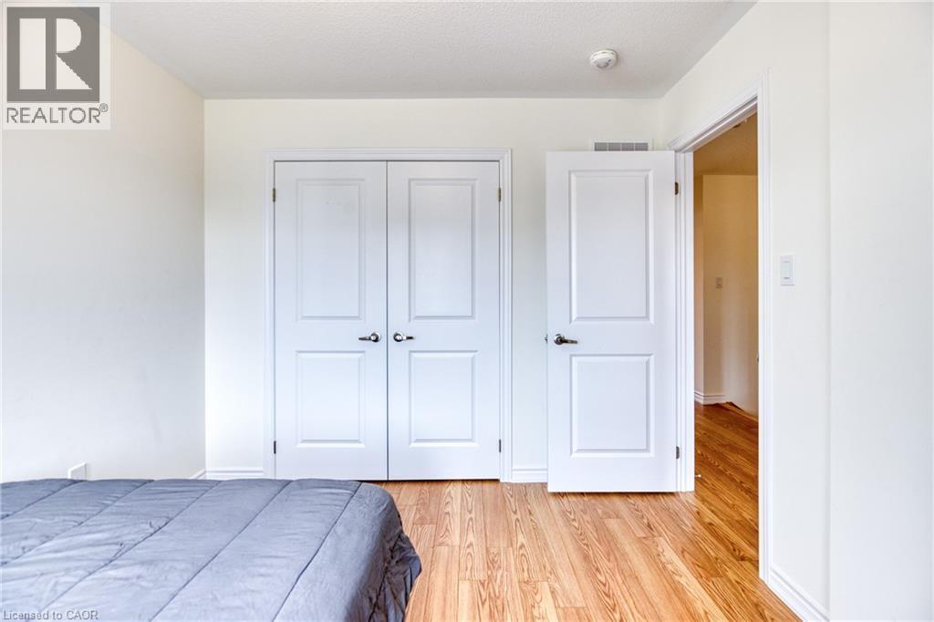 12 Hylton Drive, Barrie, ON - Indoor Photo Showing Bedroom