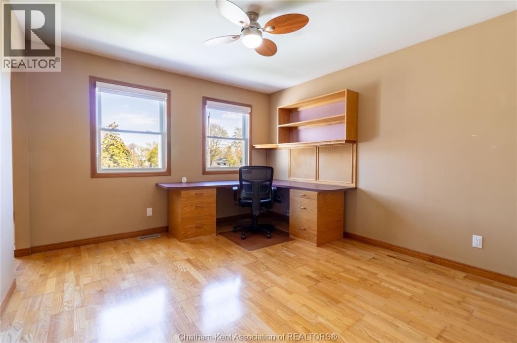 6121 Emerson Avenue, Comber, ON - Indoor Photo Showing Office
