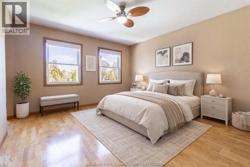 6121 Emerson Avenue, Comber, ON - Indoor Photo Showing Bedroom
