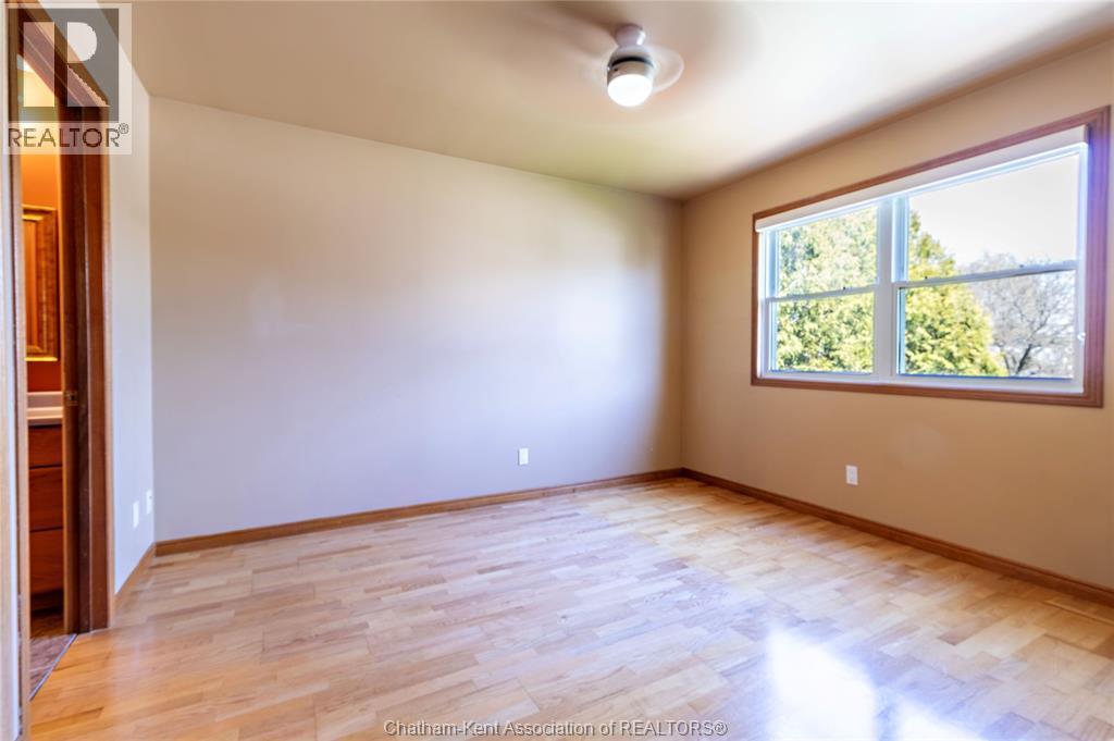 6121 Emerson Avenue, Comber, ON - Indoor Photo Showing Other Room