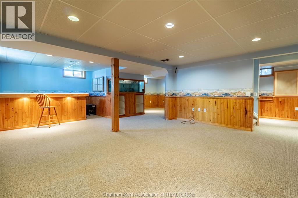 6121 Emerson Avenue, Comber, ON - Indoor