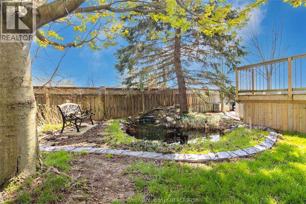 6121 Emerson Avenue, Comber, ON - Outdoor