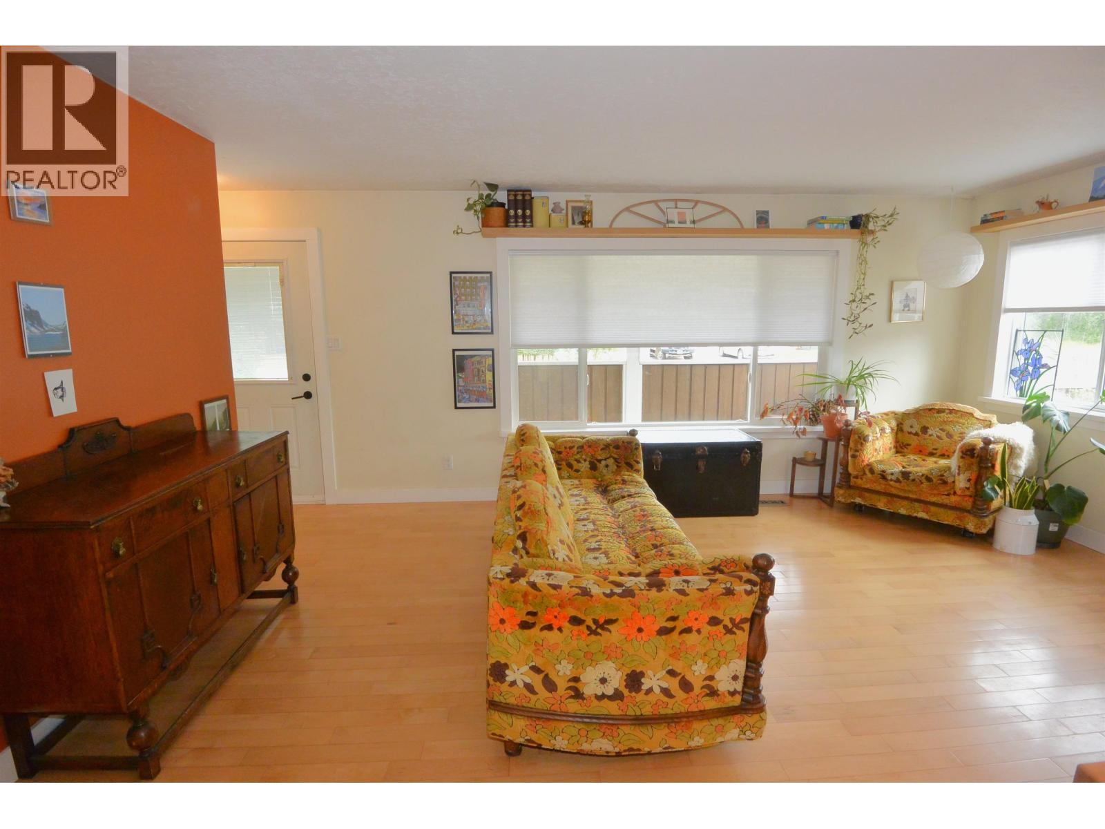3615 Alfred Avenue, Smithers, BC - Indoor