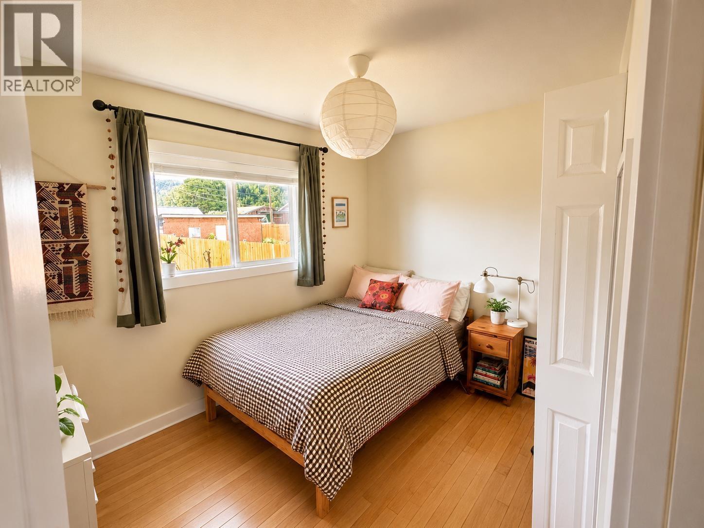 3615 Alfred Avenue, Smithers, BC - Indoor Photo Showing Bedroom