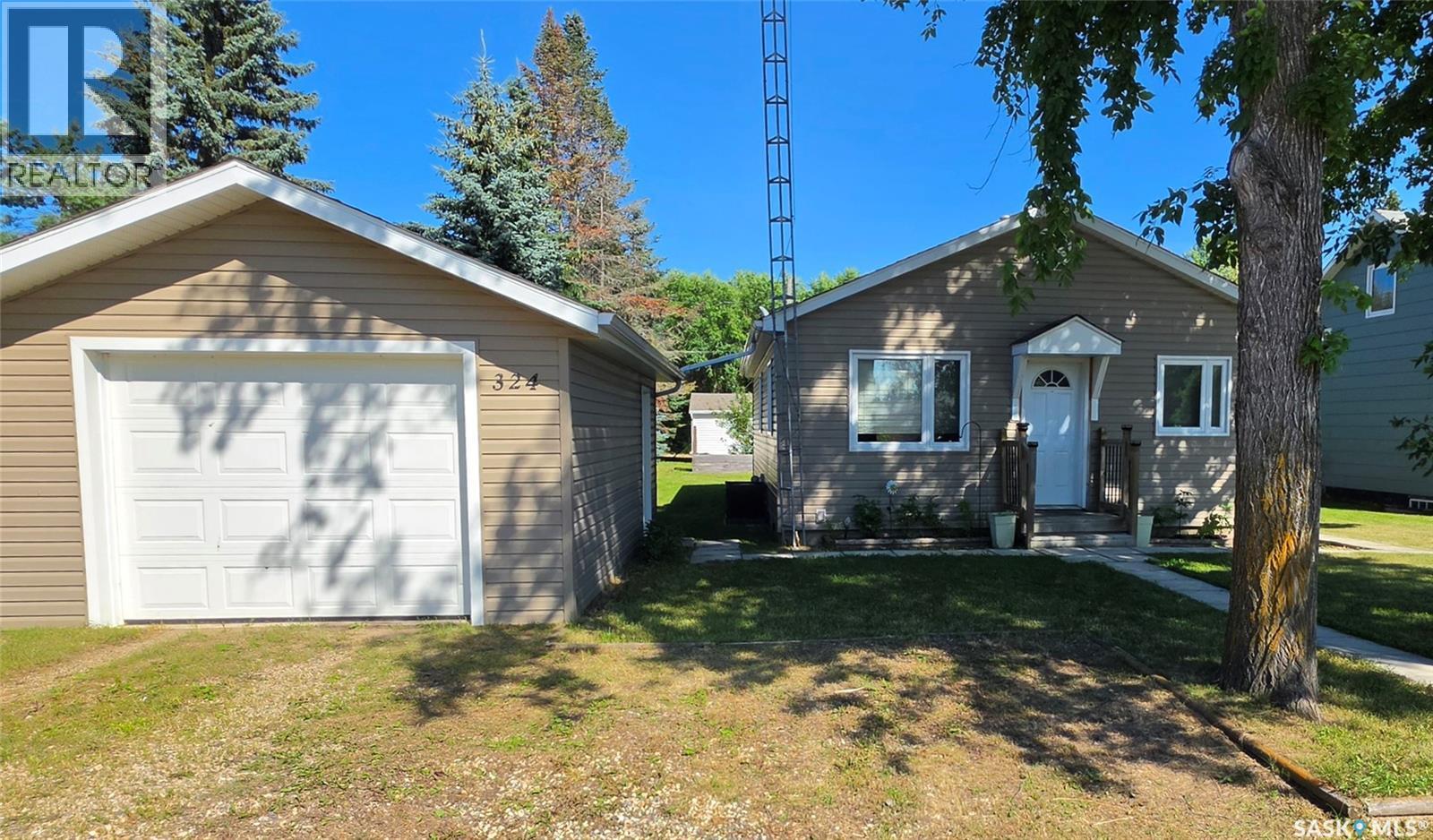 324 Laing Street, Sturgis, SK - Outdoor