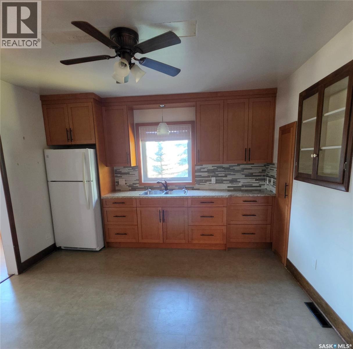 324 Laing Street, Sturgis, SK - Indoor Photo Showing Kitchen