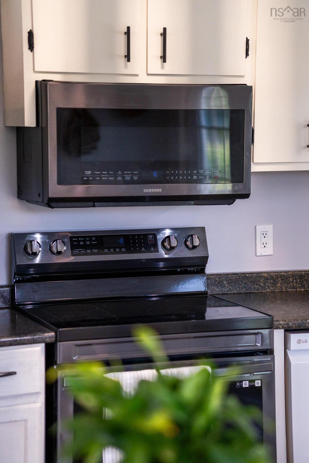 58 Three Mile Plains Cross Road, Three Mile Plains, NS - Indoor Photo Showing Kitchen