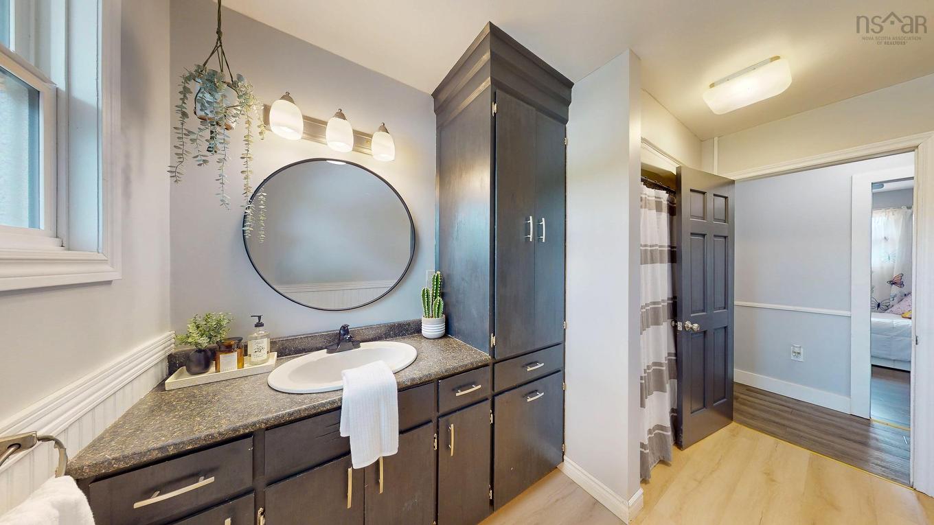 58 Three Mile Plains Cross Road, Three Mile Plains, NS - Indoor Photo Showing Bathroom