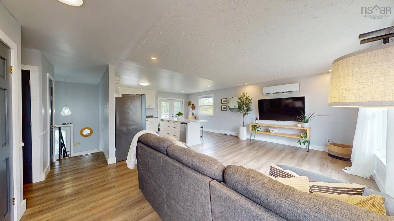 58 Three Mile Plains Cross Road, Three Mile Plains, NS - Indoor Photo Showing Living Room