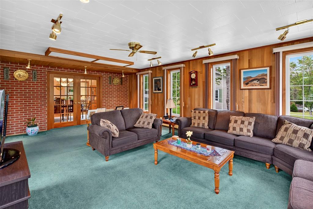 336 Water Street, Harbour Grace, NL - Indoor Photo Showing Living Room