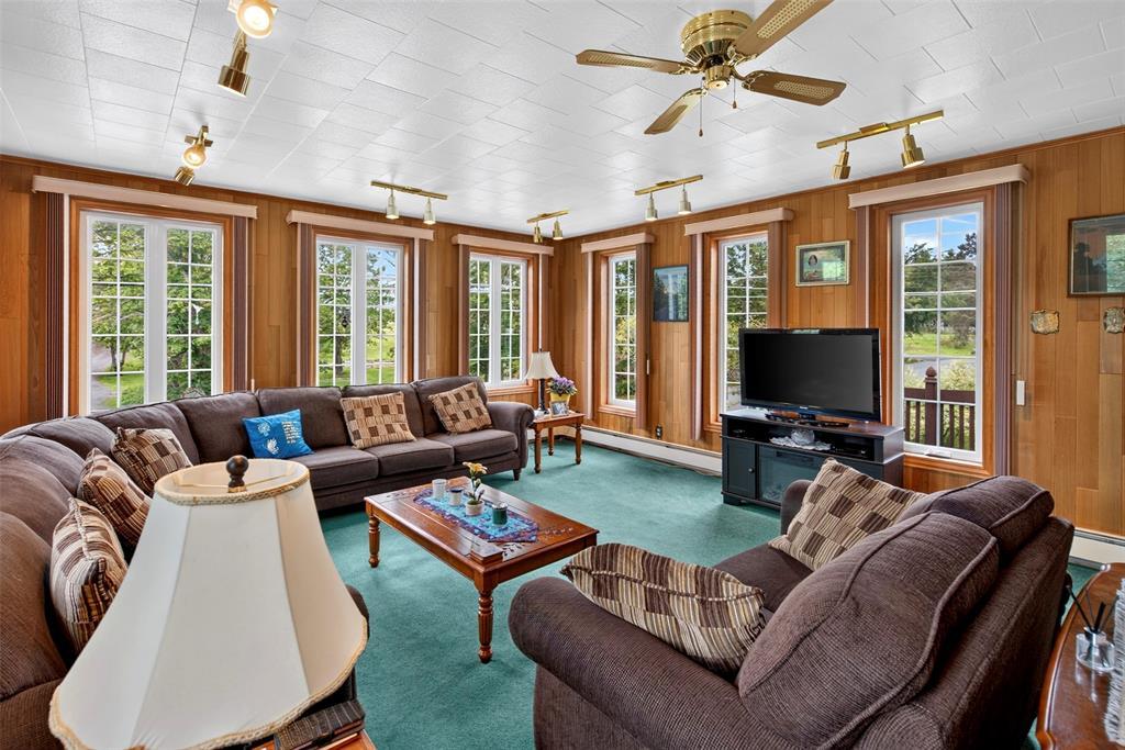 336 Water Street, Harbour Grace, NL - Indoor Photo Showing Living Room