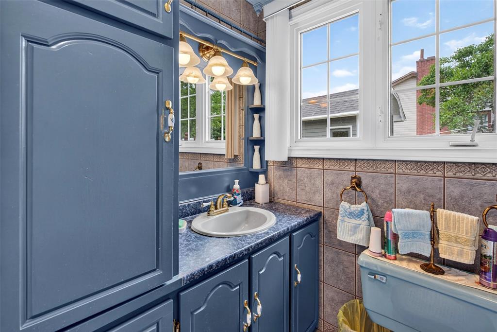 336 Water Street, Harbour Grace, NL - Indoor Photo Showing Bathroom