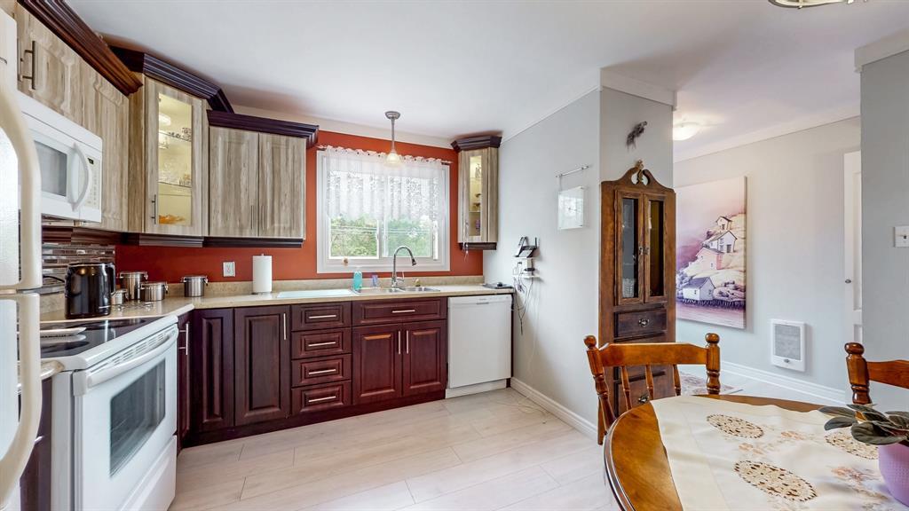 60 Lindbergh Crescent, Mount Pearl, NL - Indoor Photo Showing Kitchen