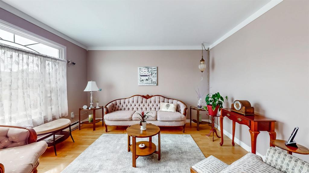 60 Lindbergh Crescent, Mount Pearl, NL - Indoor Photo Showing Living Room