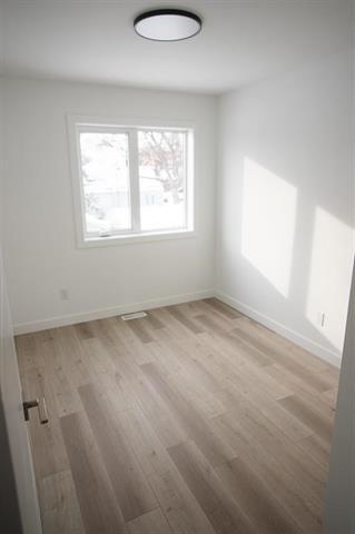 154 Perth Ave, Winnipeg, MB - Indoor Photo Showing Other Room