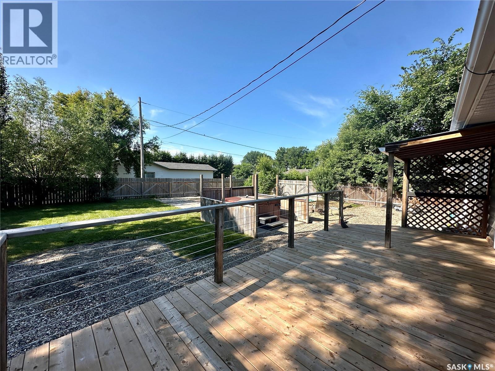 104 Johnston Crescent, Canora, SK - Outdoor With Deck Patio Veranda