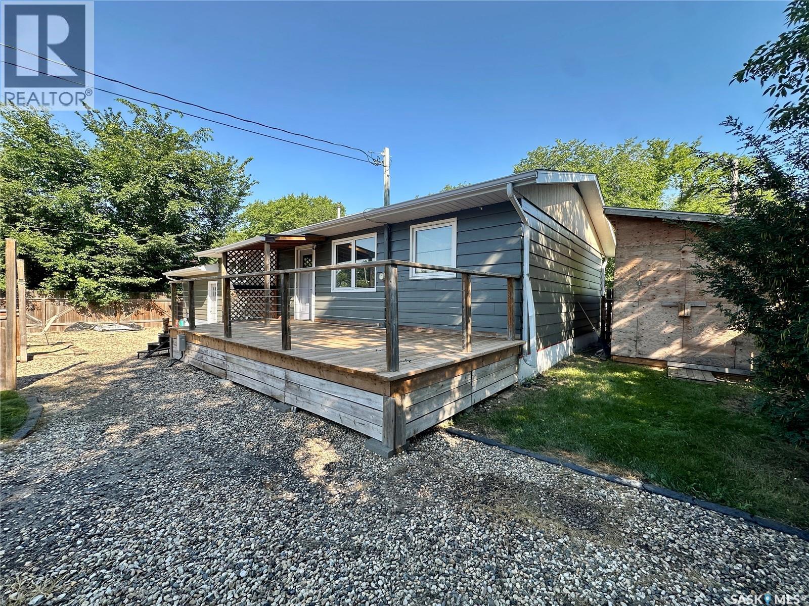 104 Johnston Crescent, Canora, SK - Outdoor With Deck Patio Veranda