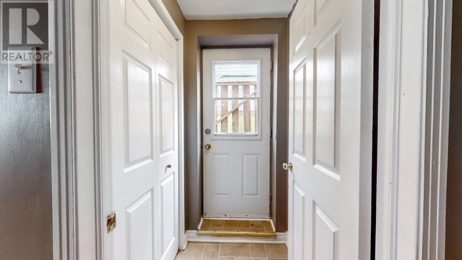 28 Branscombe Street, St John'S, NL - Indoor Photo Showing Other Room