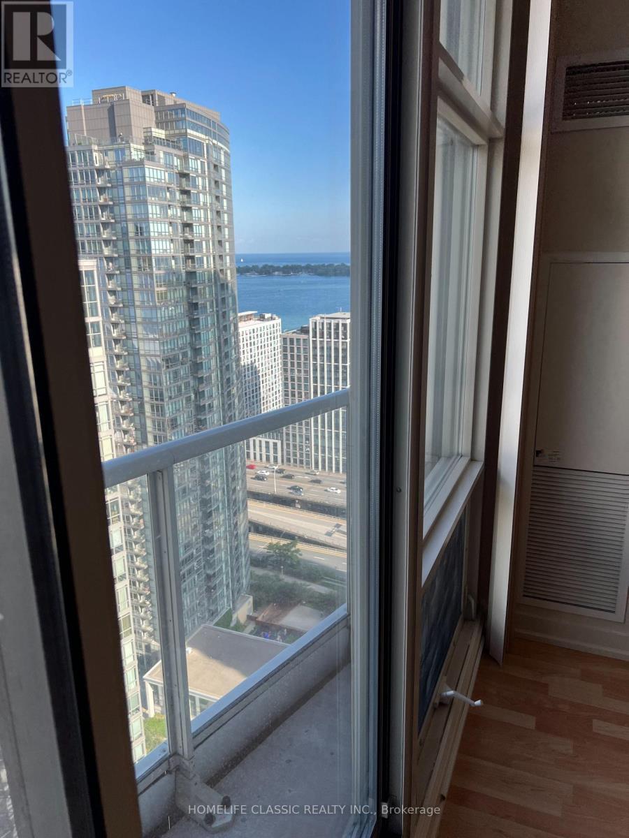 3508 - 10 Navy Wharf Court, Toronto, ON - With Body Of Water With Balcony