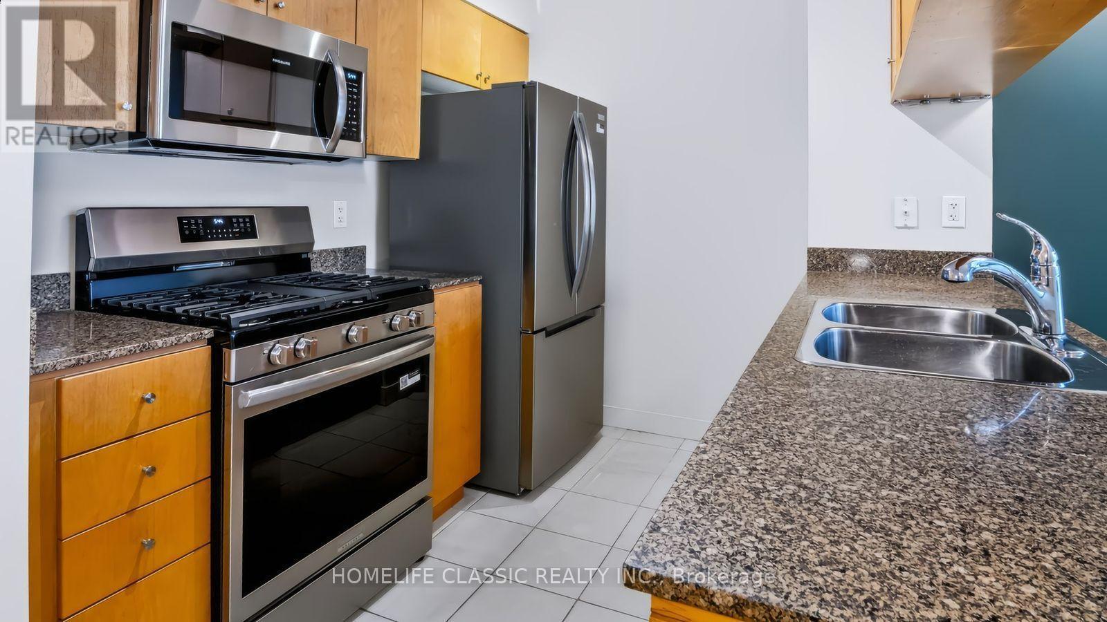 3508 - 10 Navy Wharf Court, Toronto, ON - Indoor Photo Showing Kitchen With Stainless Steel Kitchen With Double Sink