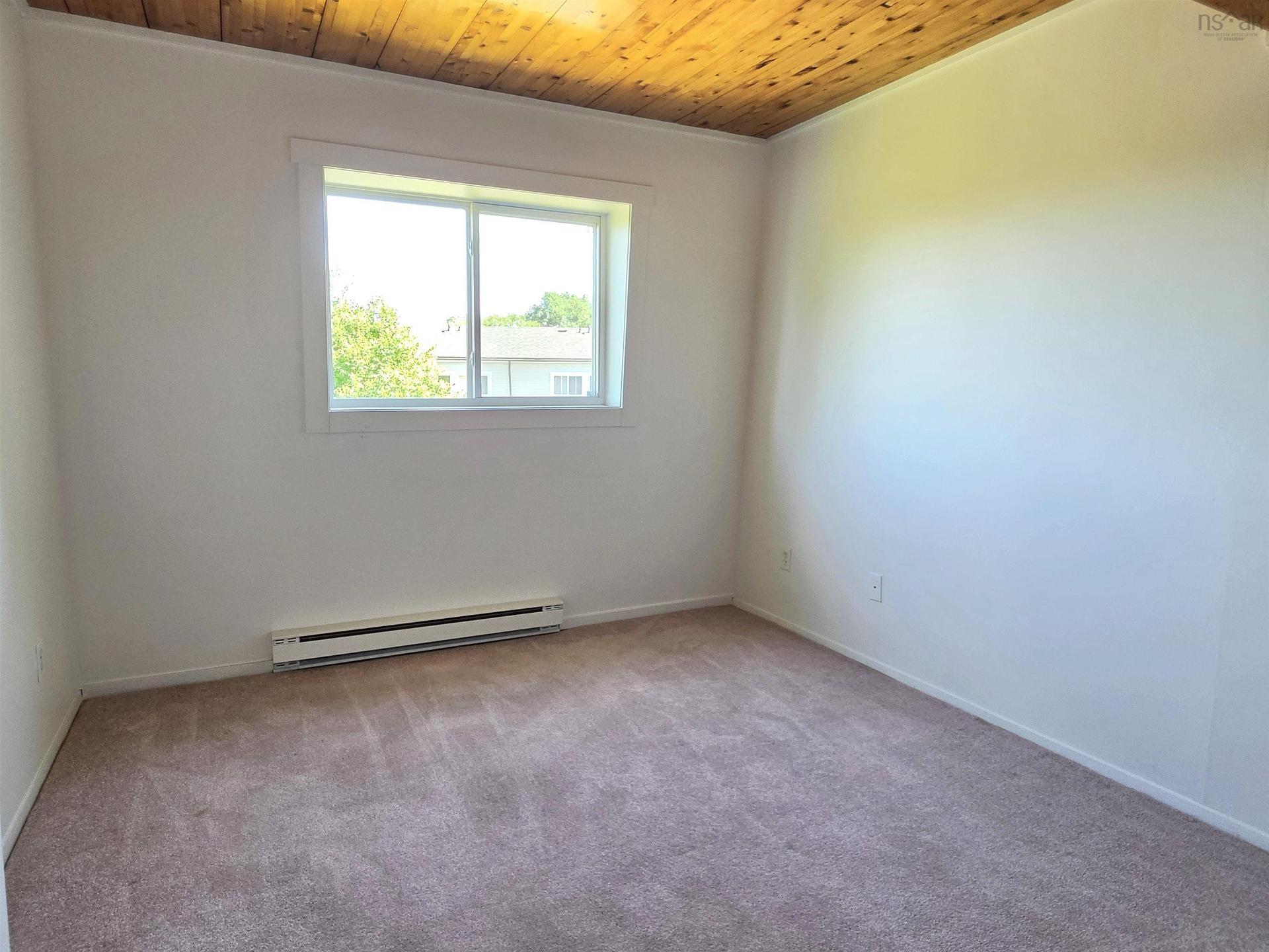 27 Drumdonald Road, Halifax, NS - Indoor Photo Showing Other Room