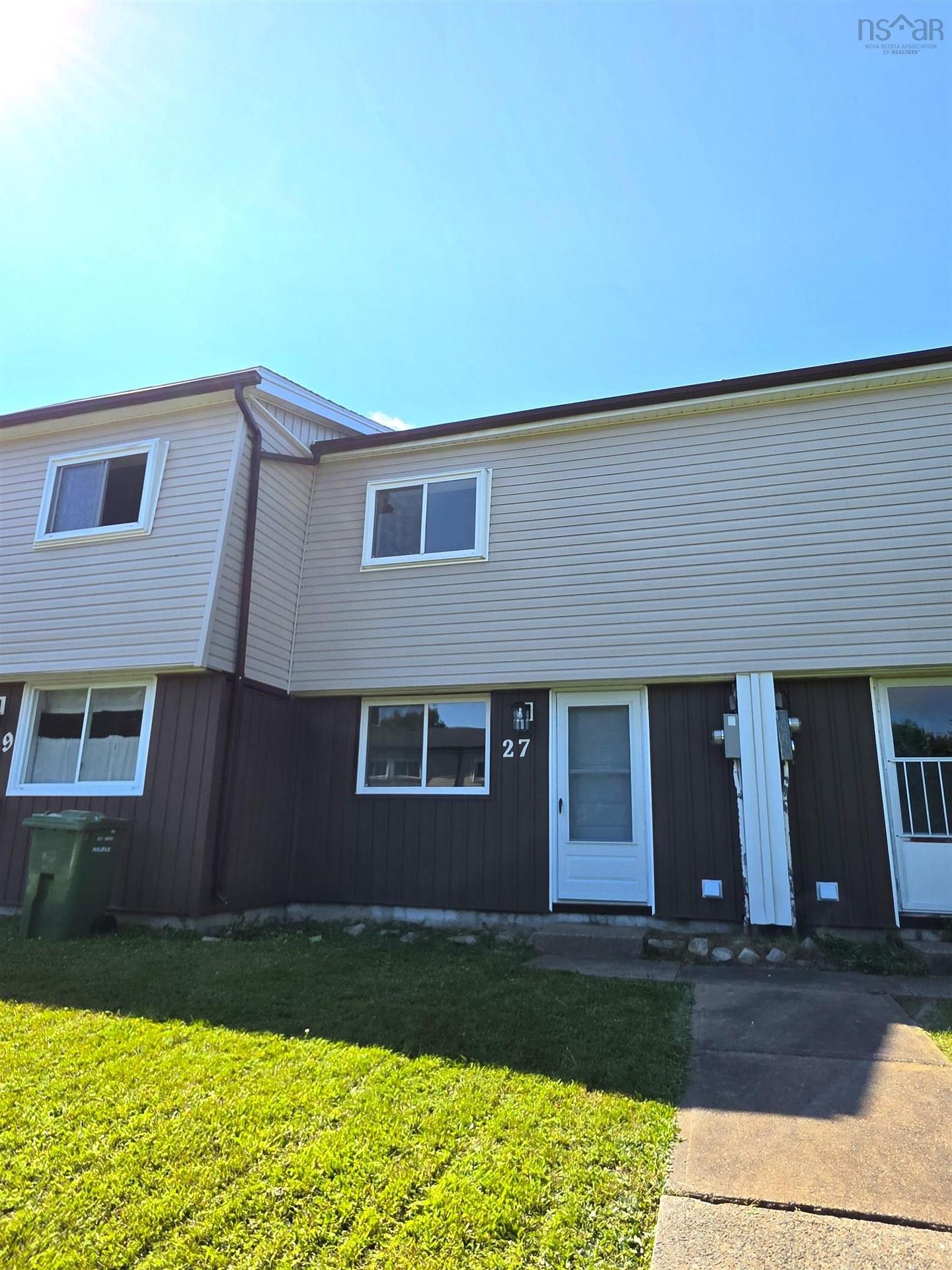 27 Drumdonald Road, Halifax, NS - Outdoor With Exterior