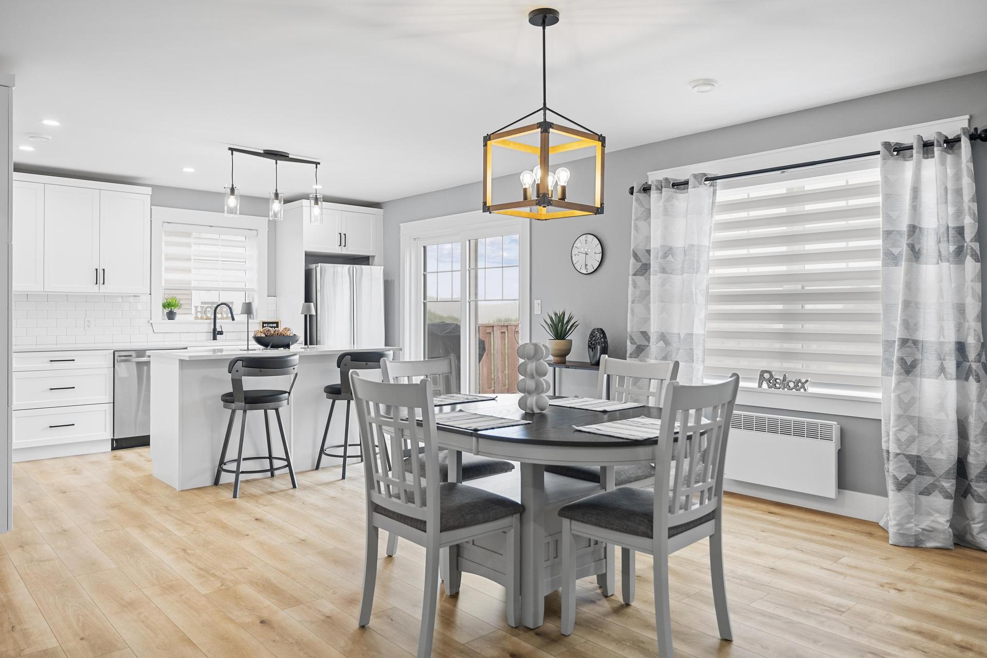 106 Kindred Avenue, Charlottetown, PE - Indoor Photo Showing Dining Room