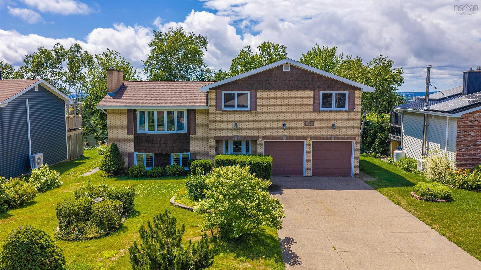 19 Bayswater Road, Dartmouth, NS