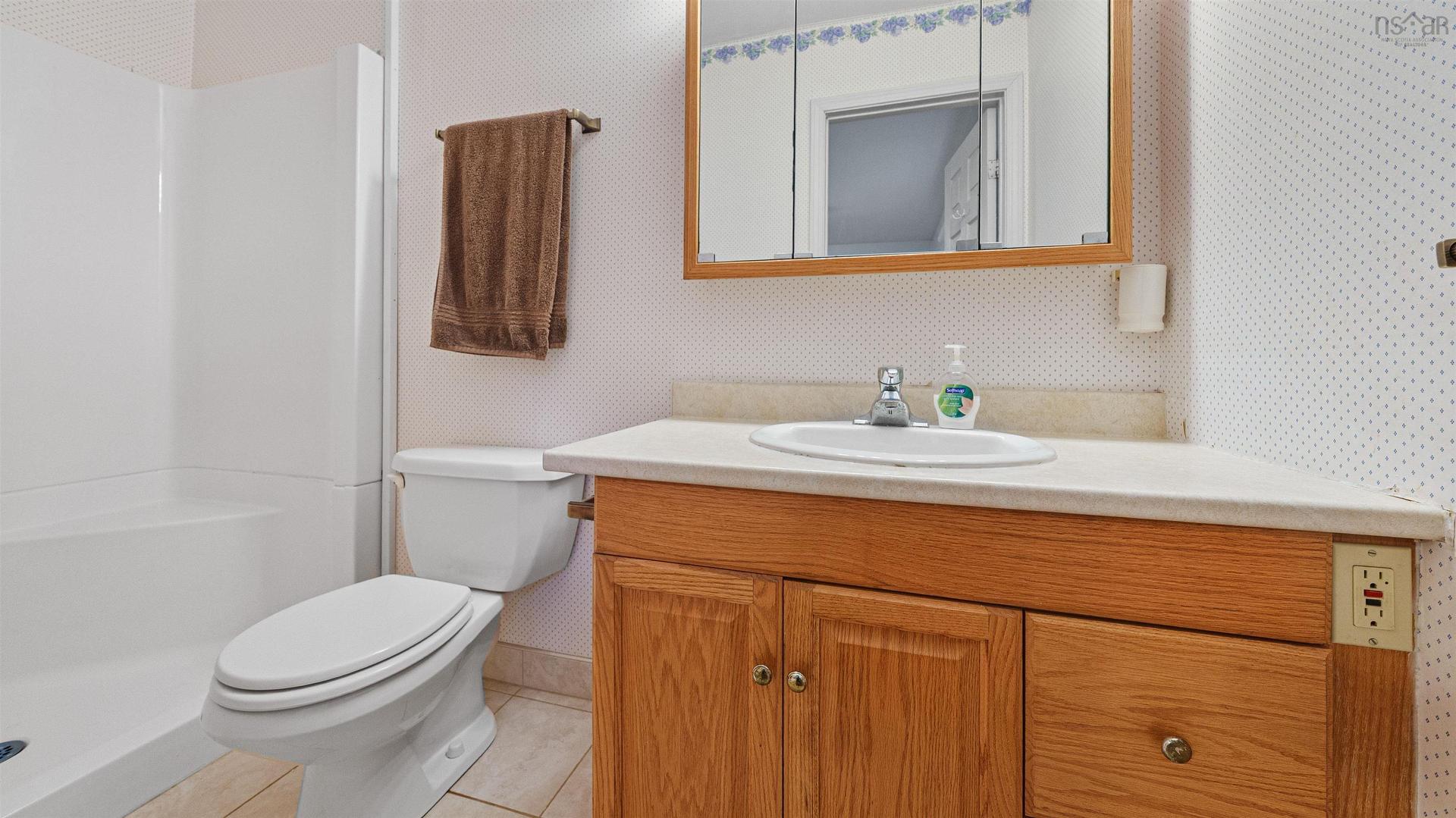 19 Bayswater Road, Dartmouth, NS