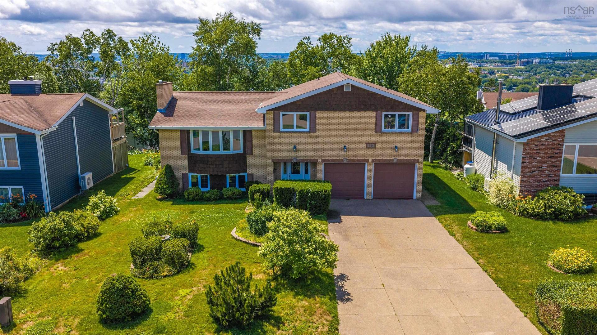 19 Bayswater Road, Dartmouth, NS