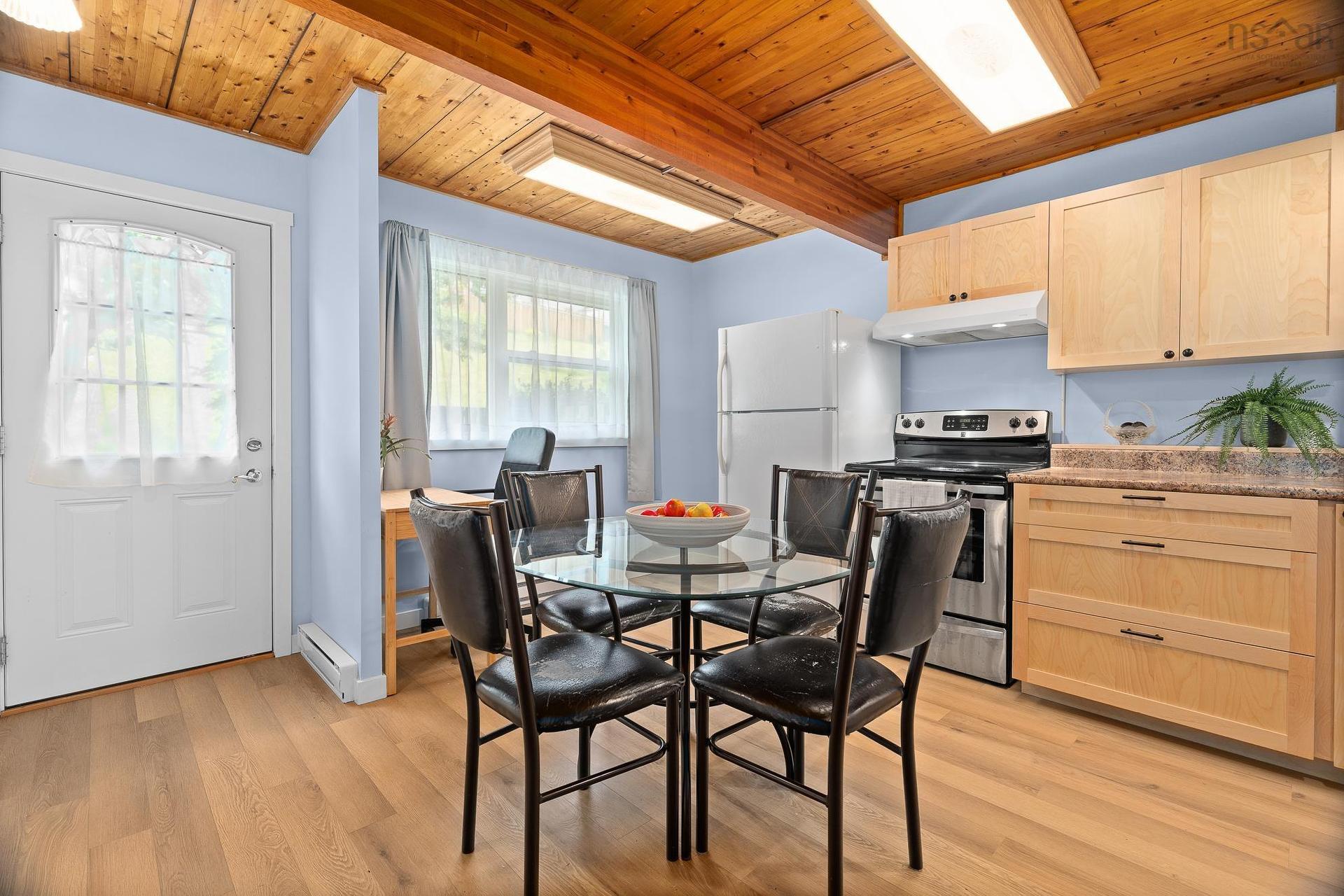 104 Bromley Road, Halifax, NS - Indoor