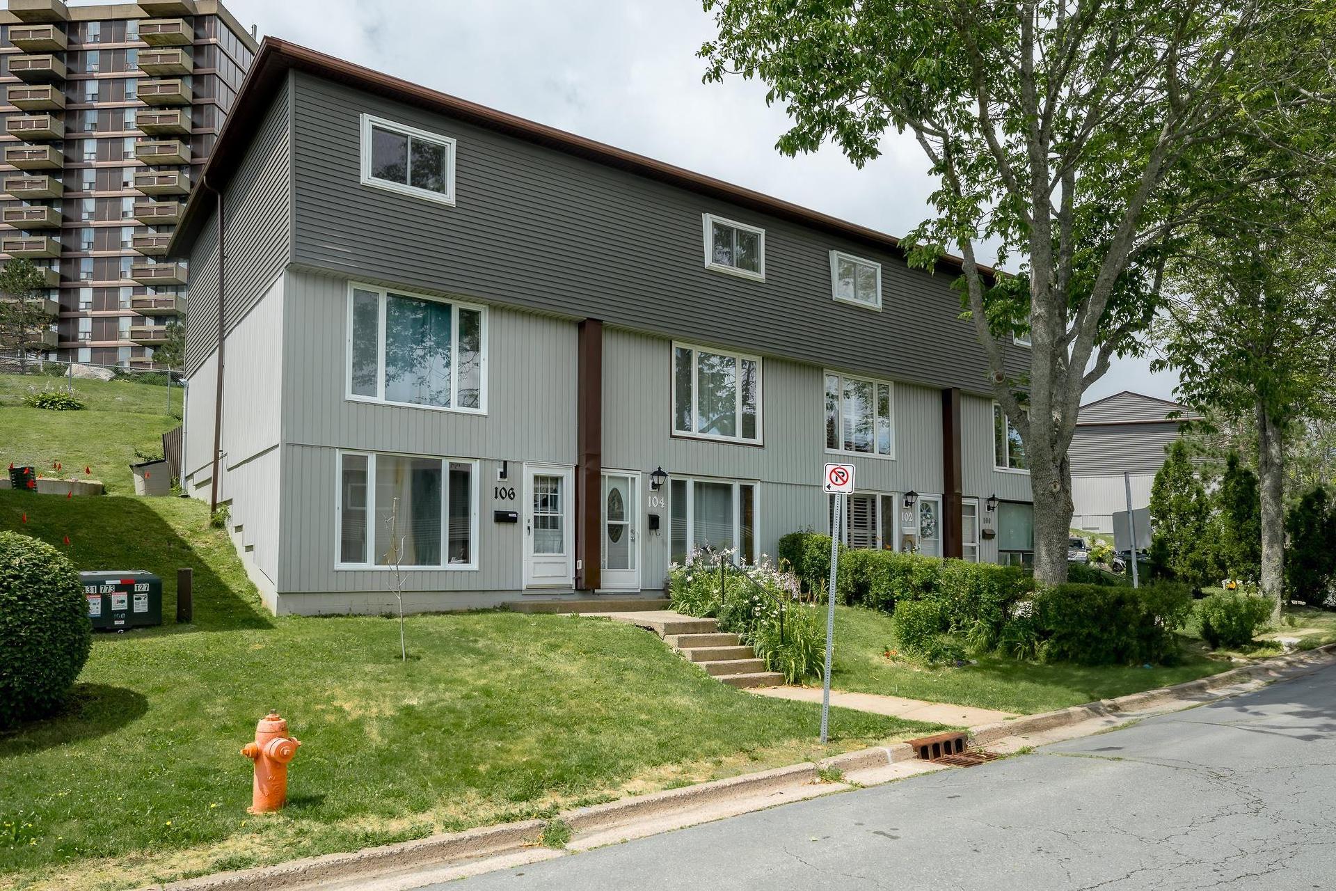 104 Bromley Road, Halifax, NS - Outdoor With Facade