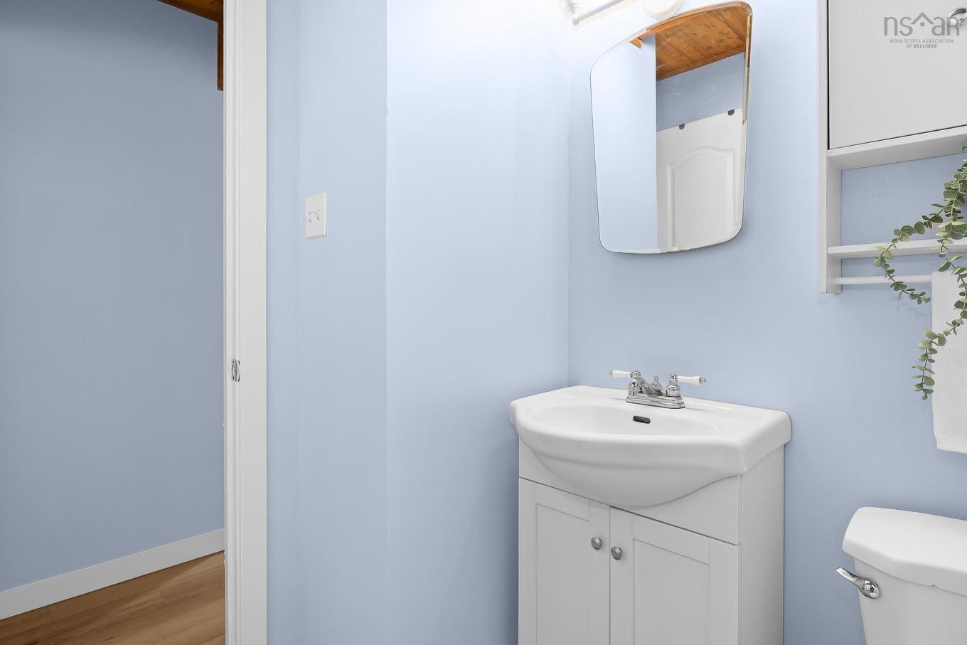 104 Bromley Road, Halifax, NS - Indoor Photo Showing Bathroom