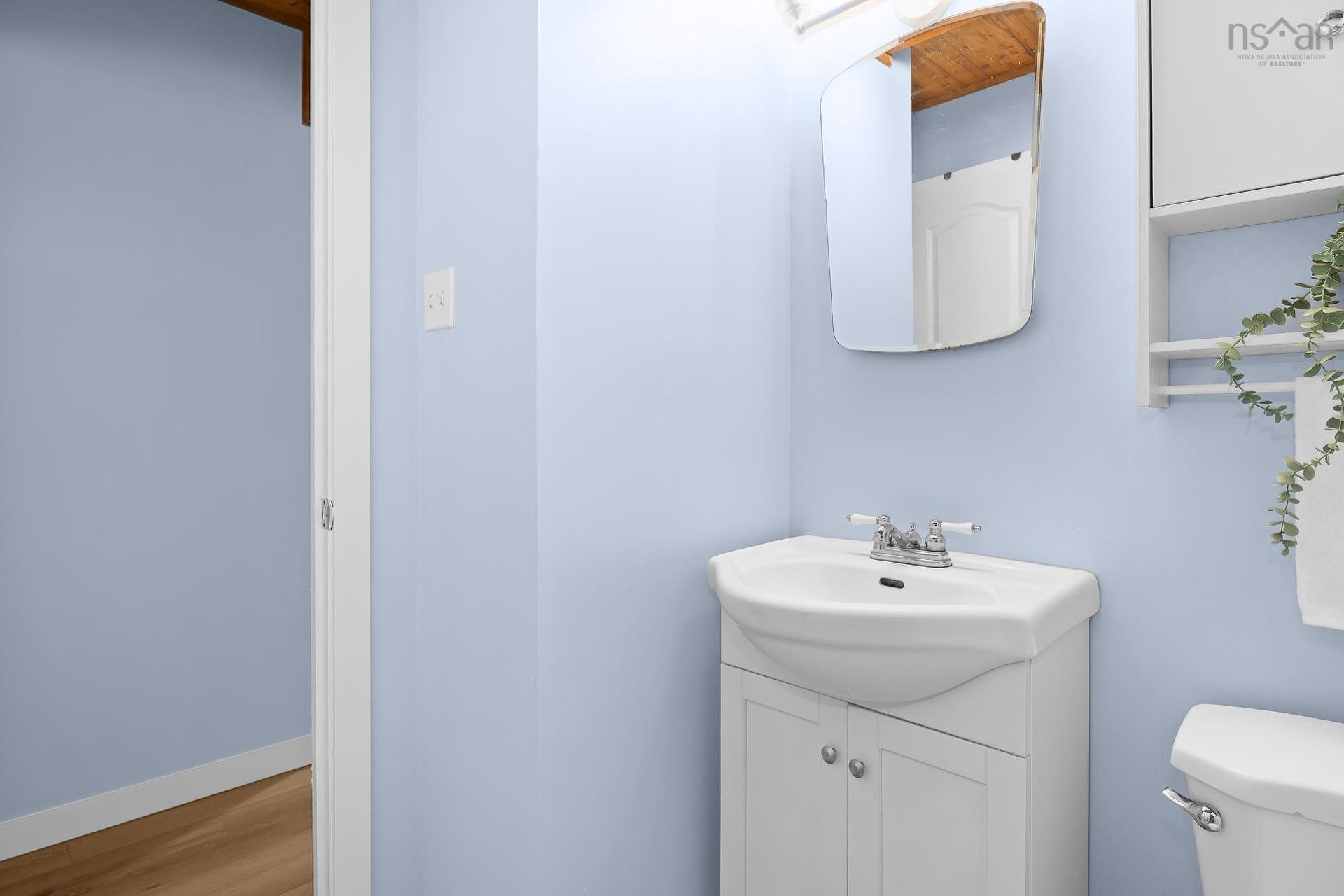 104 Bromley Road, Halifax, NS - Indoor Photo Showing Bathroom
