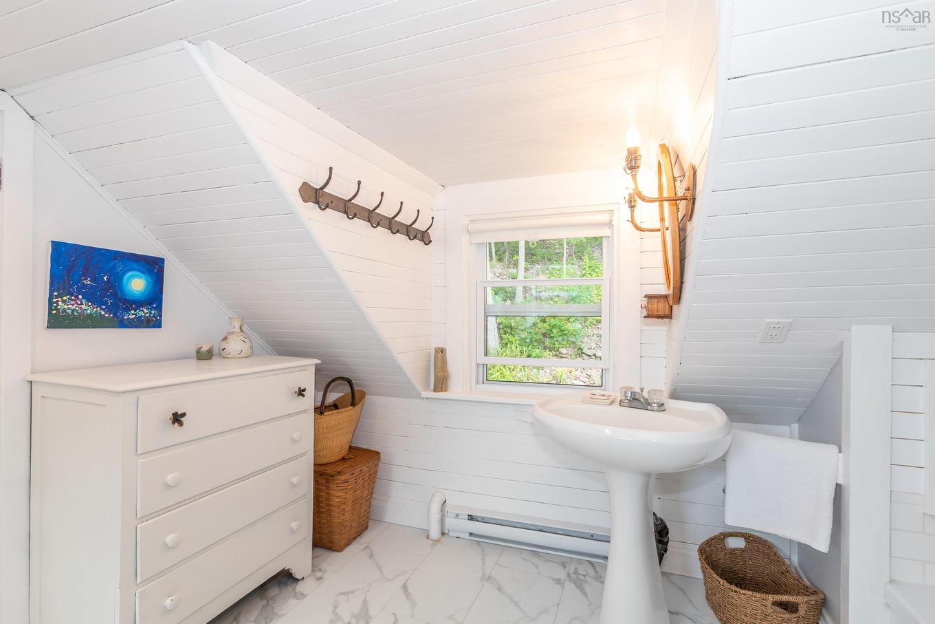 857 Granville Road, Victoria Beach, NS - Indoor Photo Showing Bathroom