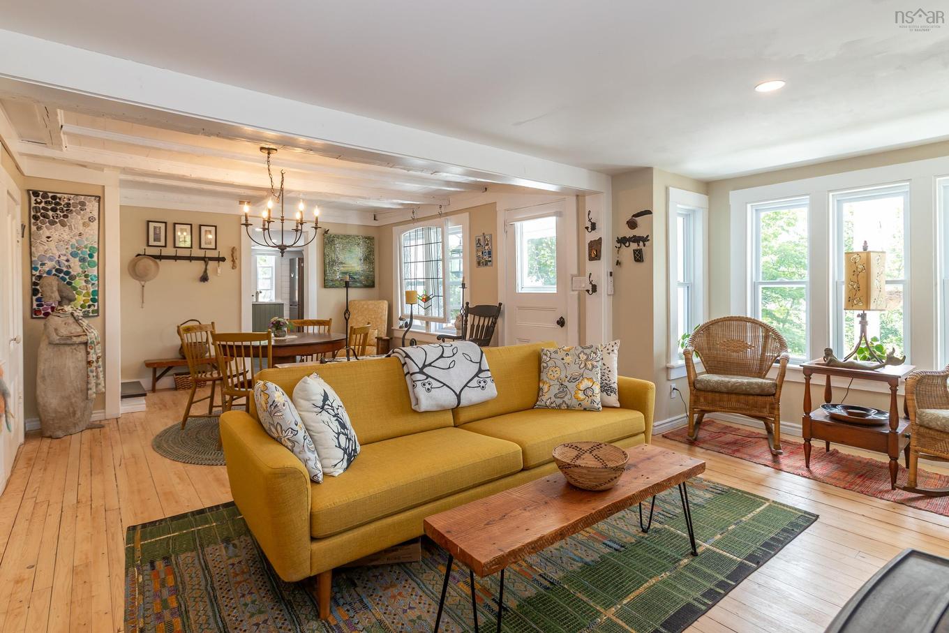 857 Granville Road, Victoria Beach, NS - Indoor Photo Showing Living Room