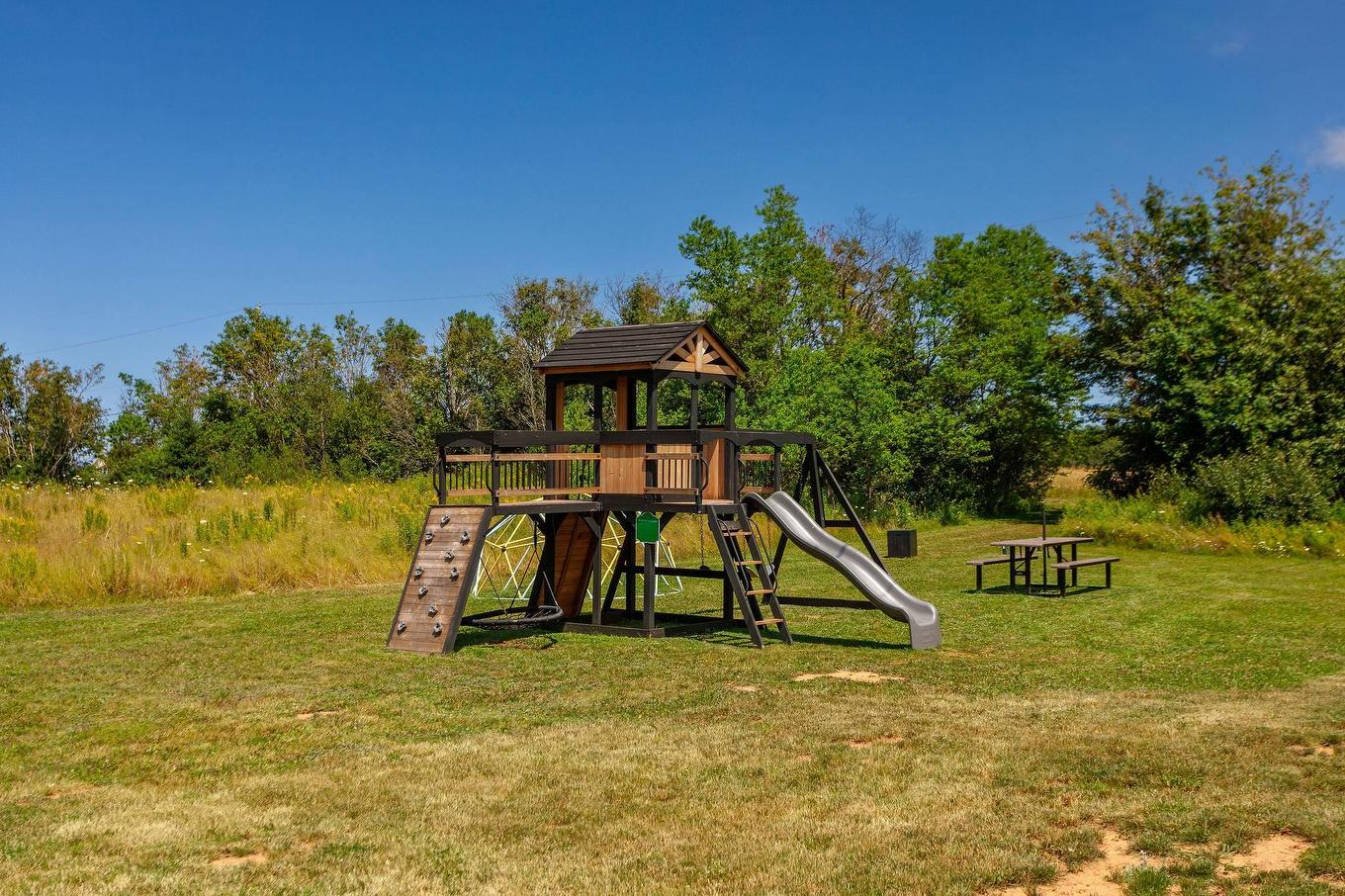 22 170 Schoolhouse Lane, Stanley Bridge, PE - Outdoor