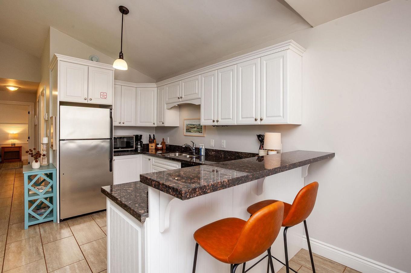 22 170 Schoolhouse Lane, Stanley Bridge, PE - Indoor Photo Showing Kitchen With Double Sink