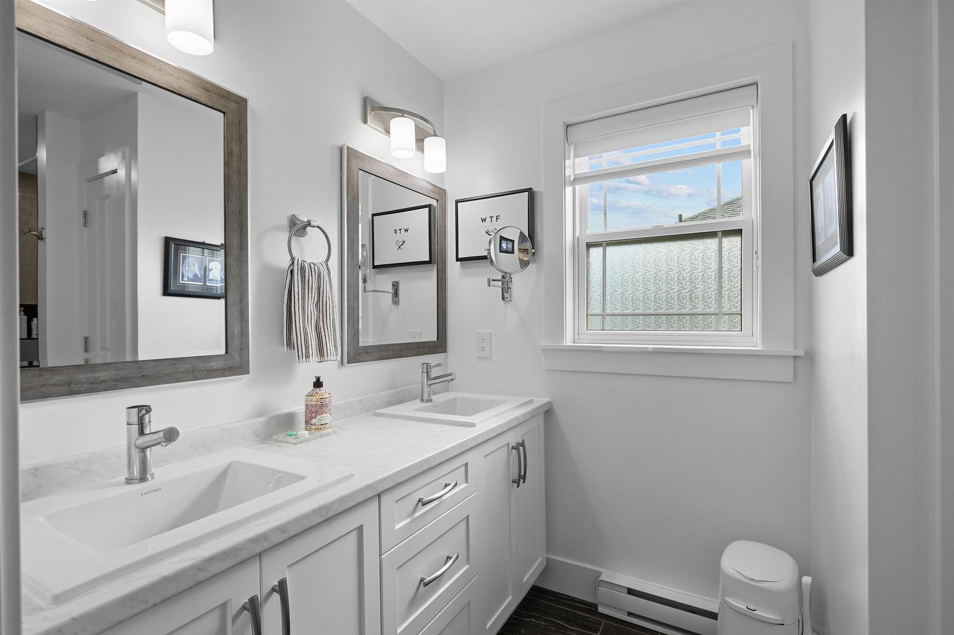 74 Mill Pond Lane, Cornwall, PE - Indoor Photo Showing Bathroom