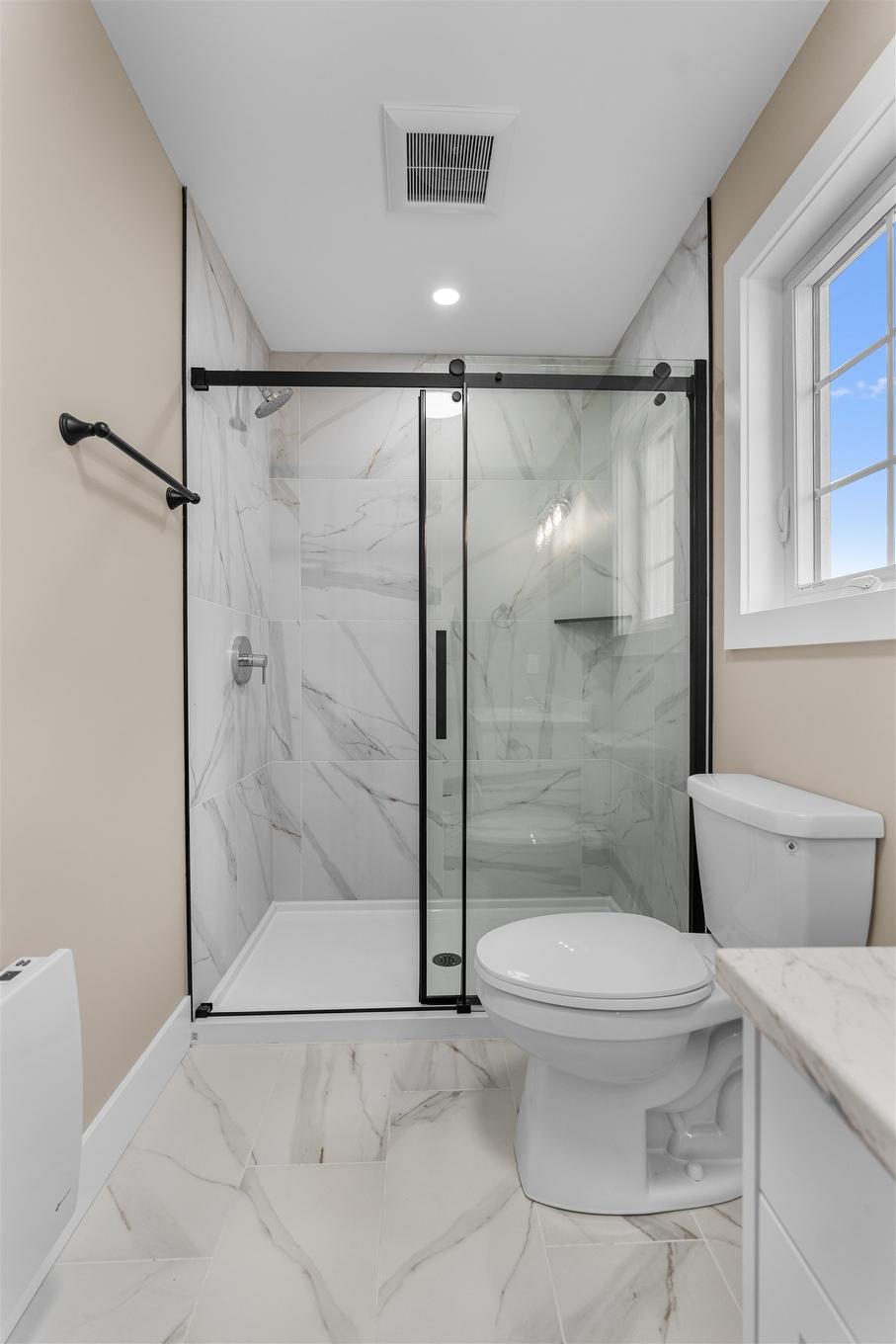 29 Loggie Drive, Summerside, PE - Indoor Photo Showing Bathroom