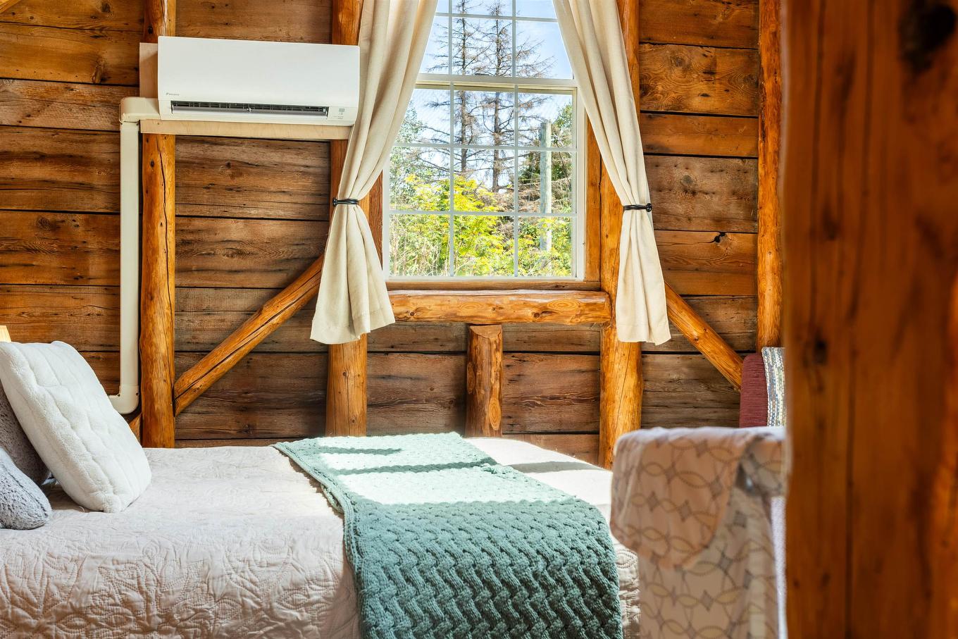 25 Bird'S Eye Drive, Rocky Point, PE - Indoor Photo Showing Bedroom