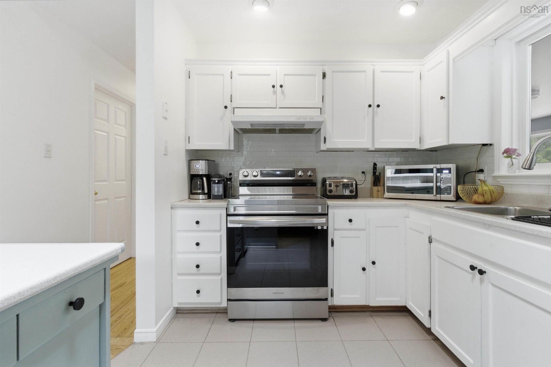 95 White Tail Pass, Vaughan, NS - Indoor Photo Showing Kitchen