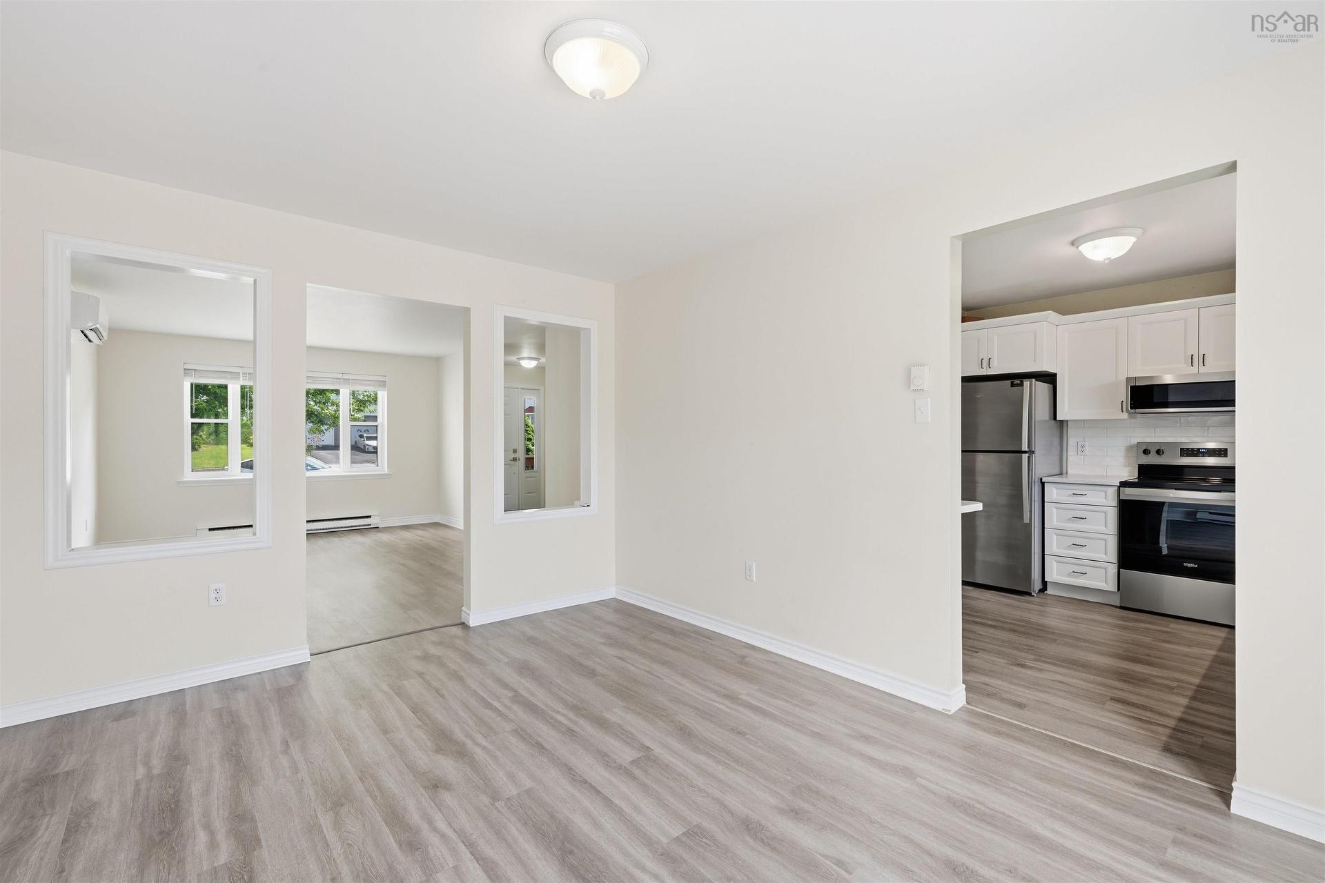 49 Albany Terrace, Cole Harbour, NS - Indoor Photo Showing Kitchen